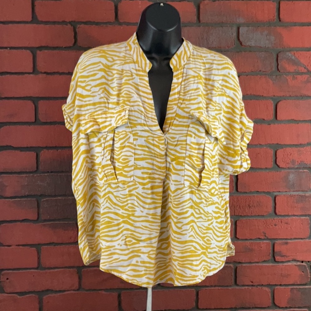 Anthropologie Shirt Womans Medium Yellow‎